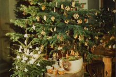 1987-pohled-do-expozice..