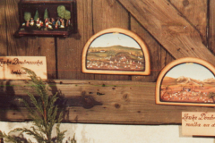 1988-Lenka-Doubravska-malba-na-drevo.
