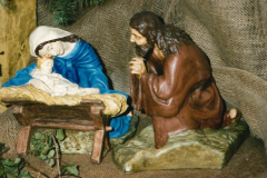 Klasicky-sadrovy-kostelni-betlem-detail.