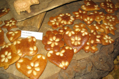 Petra-Bruckova-Perniky-zdobene-mandlemi