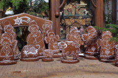 L.Cadova-Pernikovy-betlem